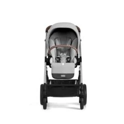 Cybex Balios S Lux Travelsystem Lava Grey - Silver Frame 2023 Met Aton S2 4 Cybex Balios S Lux Travelsystem Lava Grey - Silver Frame 2023 Met Aton S2 -Babyproducten Verkoopwinkel cybex balios s lux silver lava grey 4 2