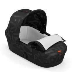 Cybex Melio Street Compleet 10 Cybex Melio Street Compleet -Babyproducten Verkoopwinkel cybex melio street real black carrycot open 2