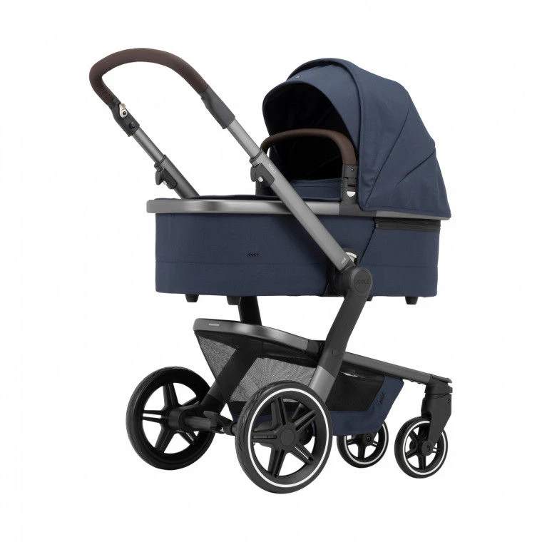 Joolz Hub Plus Navy Blue + Maxi-Cosi Cabriofix I-Size Essential Black Joolz Hub Plus Navy Blue + Maxi-Cosi Cabriofix I-Size Essential Black -Babyproducten Verkoopwinkel joolz hub plus kinderwagen 2 in 1 navy blue 6