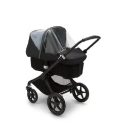 Bugaboo Fox/Lynx/Cameleon High Performance Regenhoes Black 4 Bugaboo Fox/Lynx/Cameleon High Performance Regenhoes Black -Babyproducten Verkoopwinkel large jpg 230540zw01 bgb fox2 raincover 1
